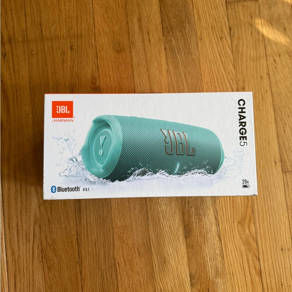 JBL Charge 5 Bluetooth Speaker - Teal